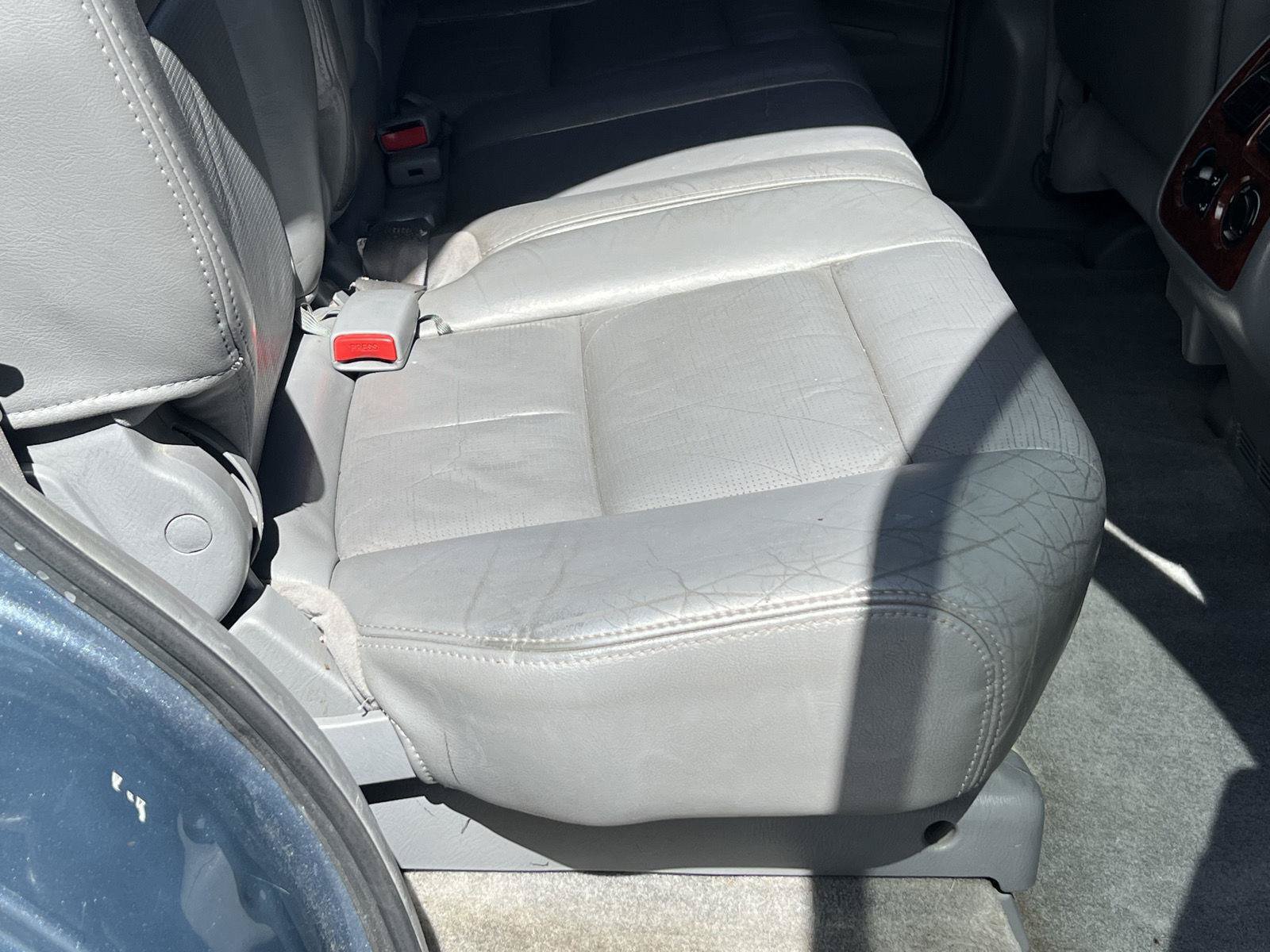 Used 2005 Acura MDX Touring AWD/4WD image 27