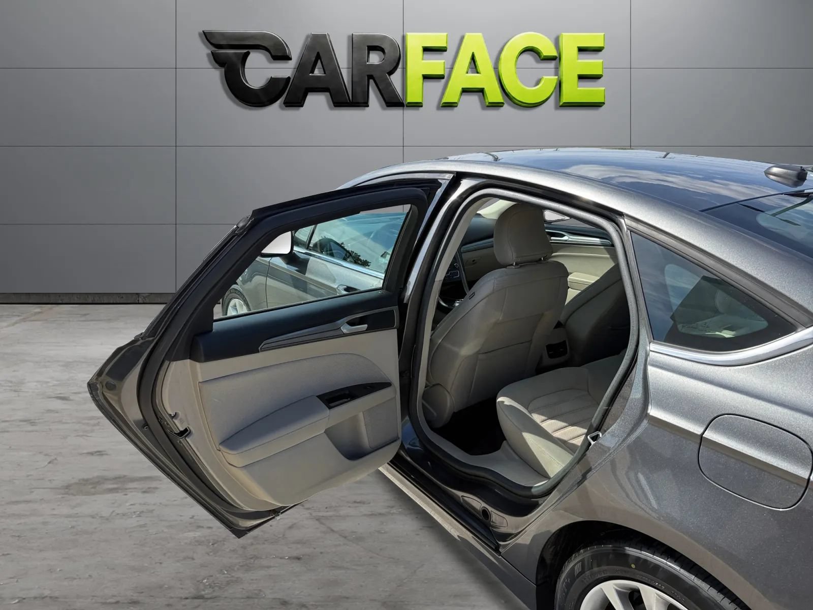 Used 2017 Ford Fusion SE w/ Fusion SE Technology Package FWD image 18