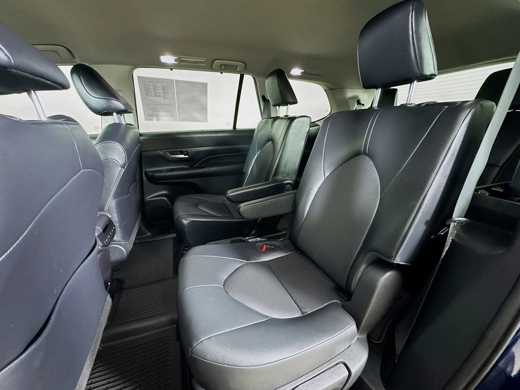 Certified 2024 Toyota Grand Highlander XLE image 22