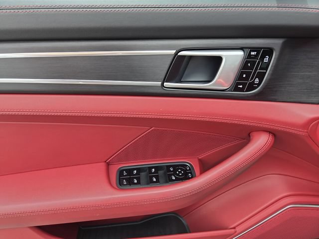 Used 2020 Porsche Panamera GTS AWD/4WD image 18