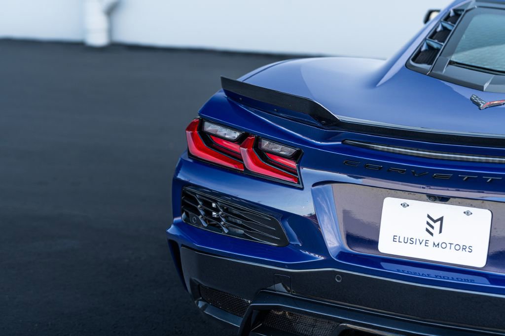 Used 2025 Chevrolet Corvette Z06 w/ Battery Protection Package image 19