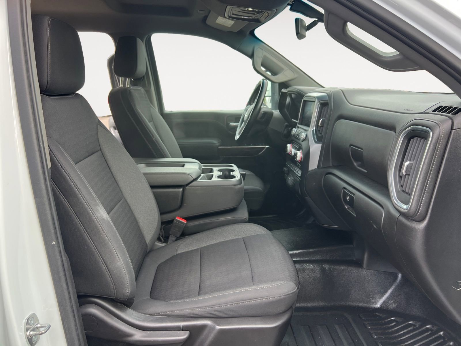 Used 2023 GMC Sierra 3500 SLE w/ SLE Convenience Package AWD/4WD image 15