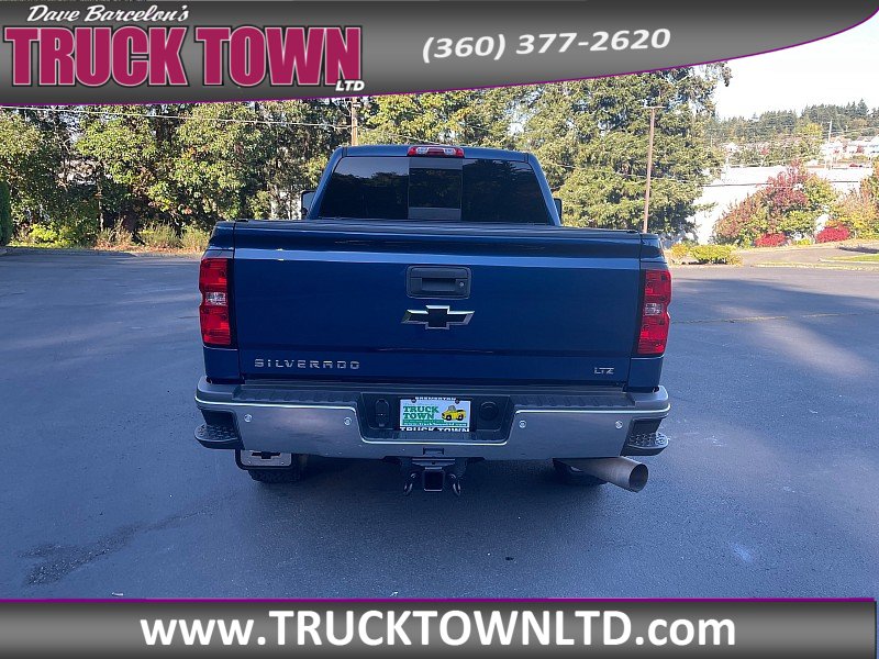 Used 2016 Chevrolet Silverado 3500 LTZ AWD/4WD image 4