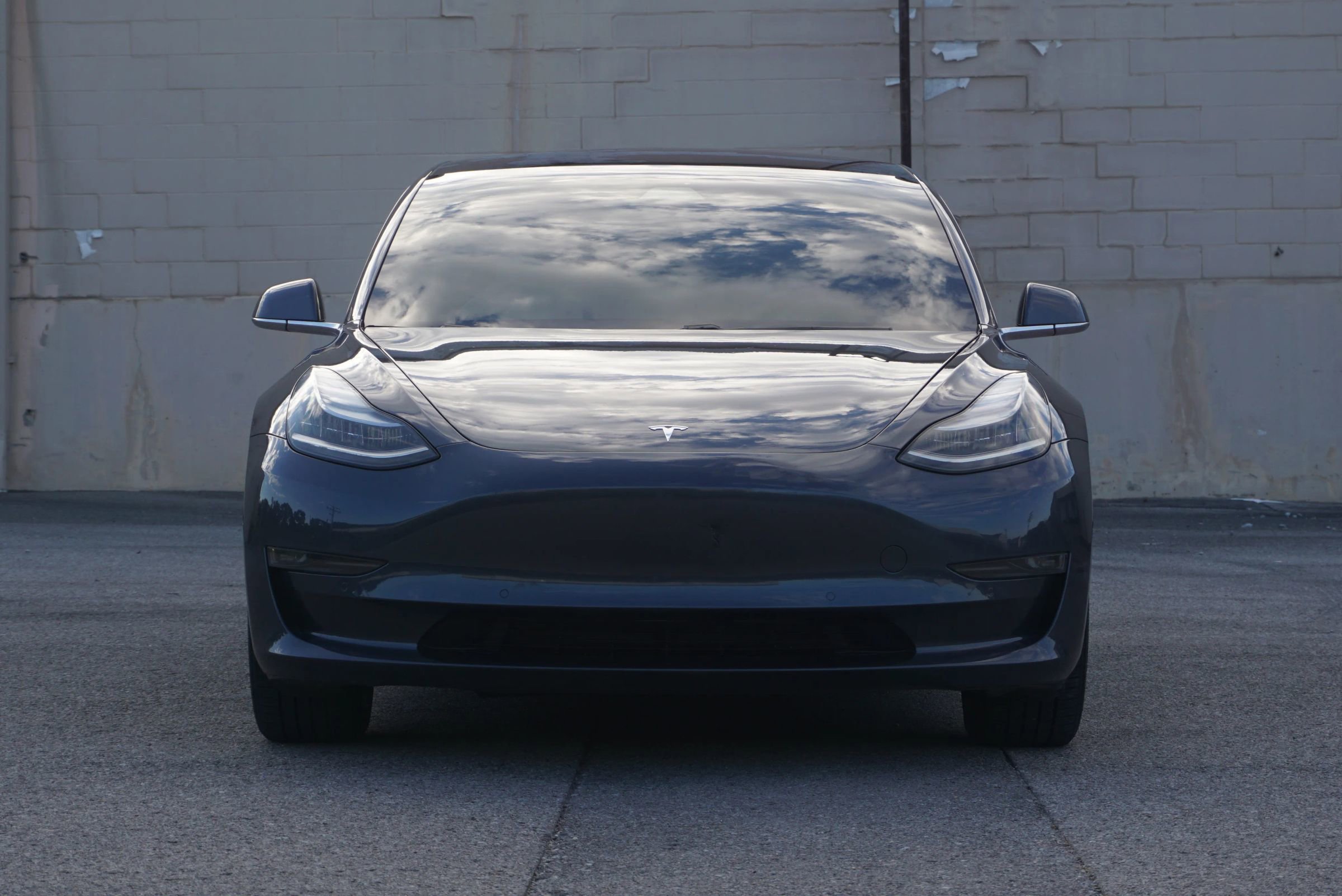 Used 2018 Tesla Model 3 Long Range image 2