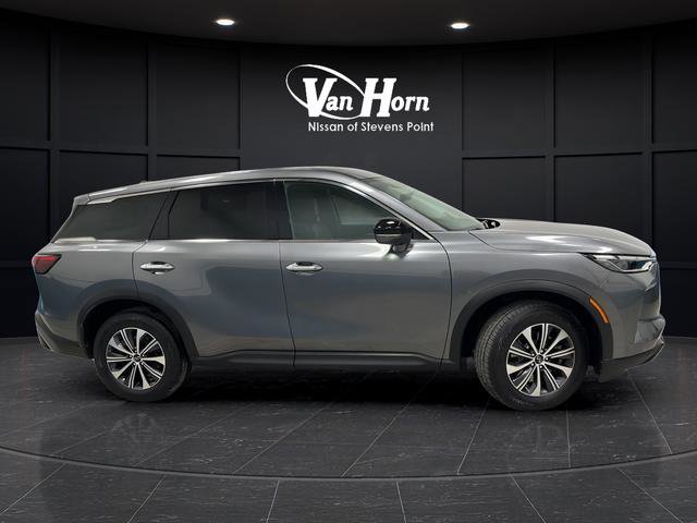 Used 2023 INFINITI QX60 Pure image 2