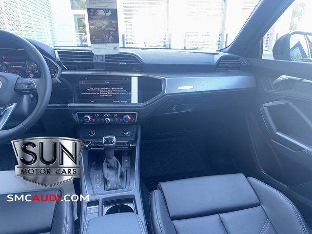 New 2025 Audi Q3 2.0T Premium image 14