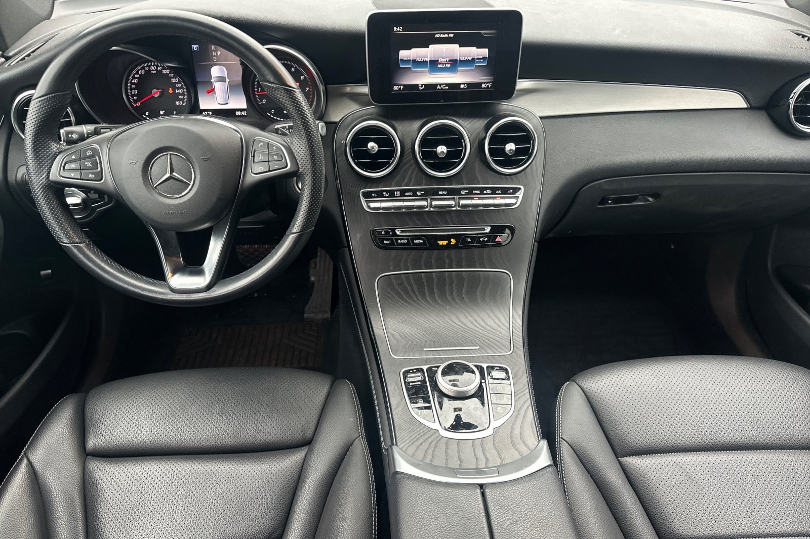 Used 2019 Mercedes-Benz GLC 300 4MATIC image 12