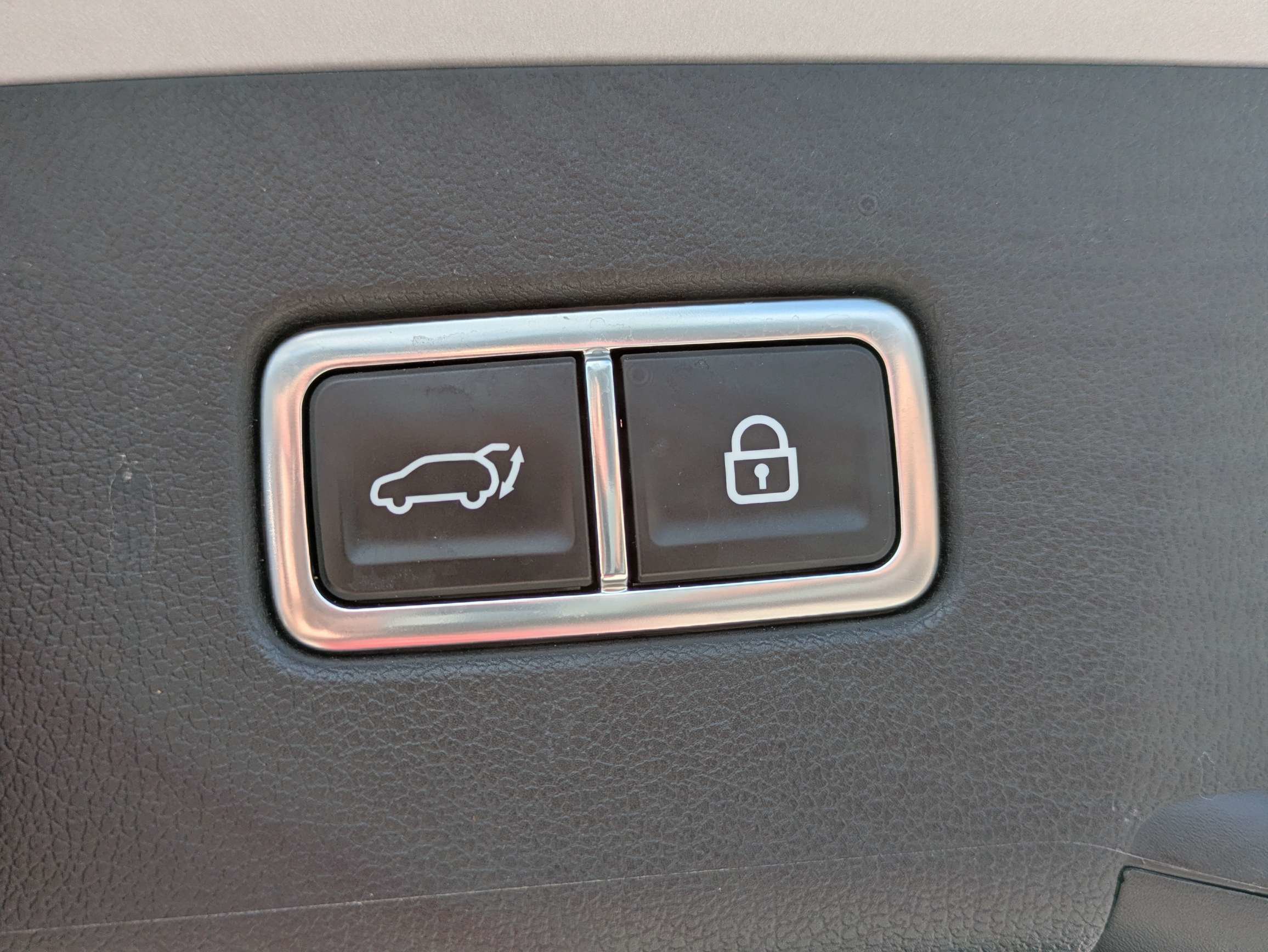 Certified 2022 Kia Sorento SX FWD image 15