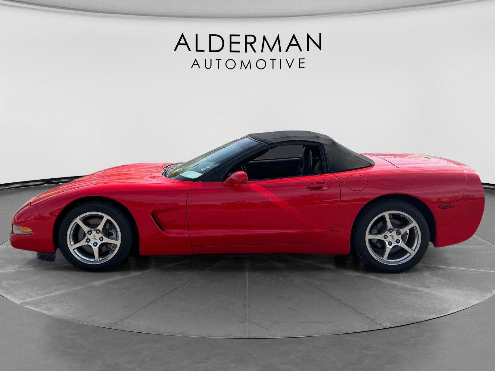 Used 2003 Chevrolet Corvette Convertible w/ Preferred Equipment Group1 RWD image 2
