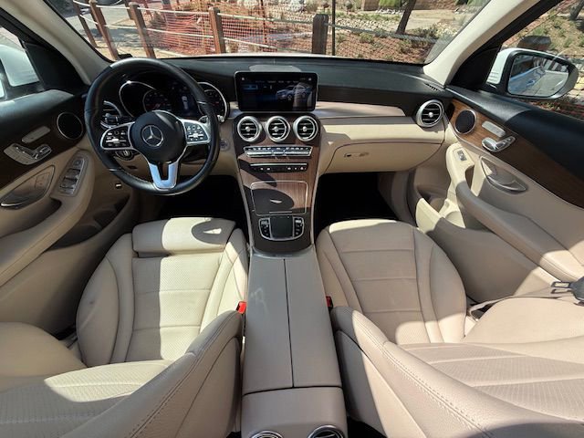 Used 2021 Mercedes-Benz GLC 300 image 37