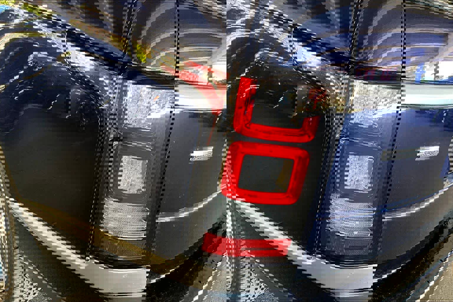 Used 2016 Land Rover Range Rover Long Wheelbase Supercharged image 28