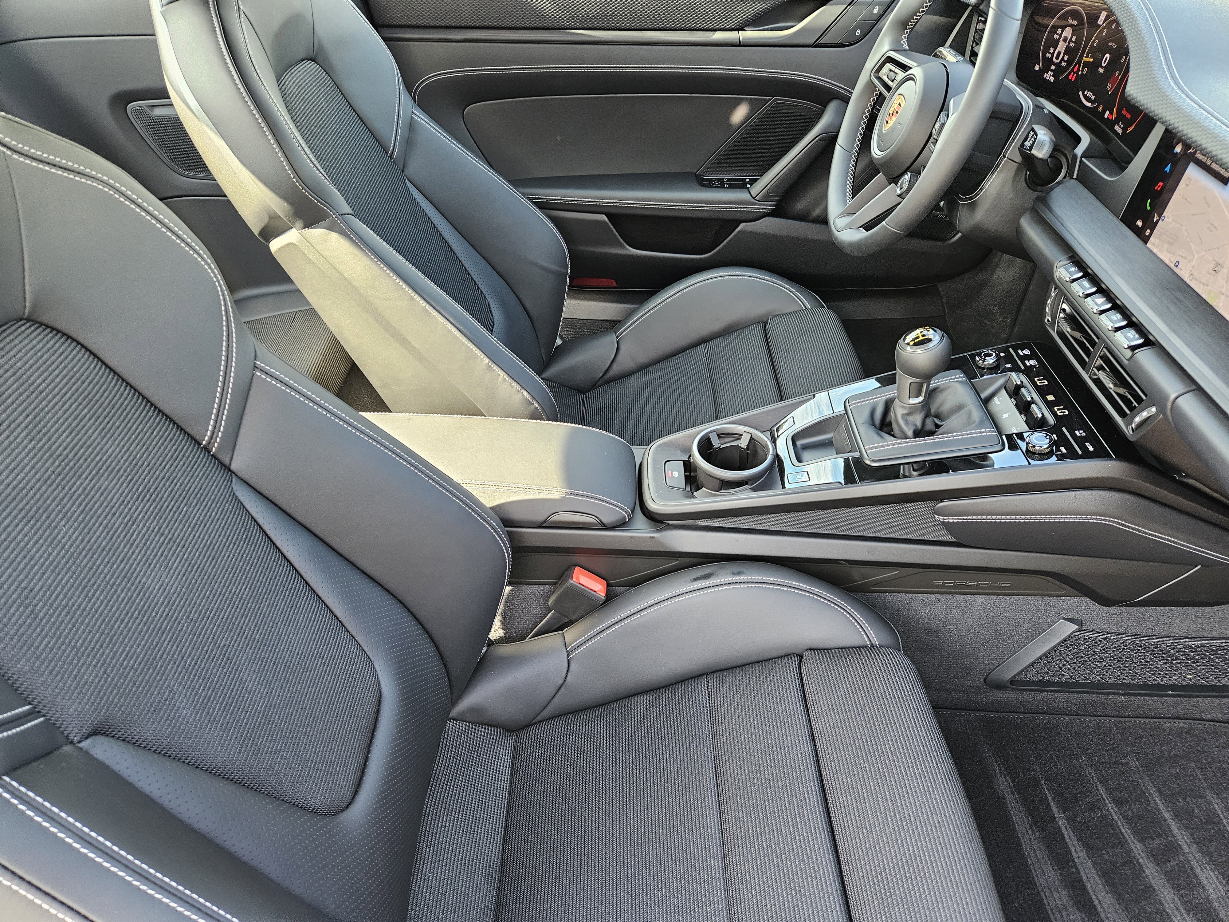 Certified 2025 Porsche 911 GT3 image 15