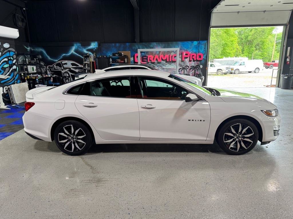 Used 2022 Chevrolet Malibu RS FWD image 6
