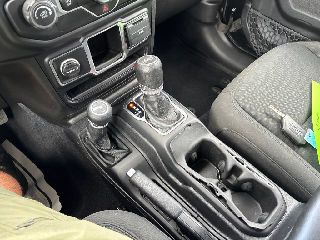 Used 2019 Jeep Wrangler Sport AWD/4WD image 20