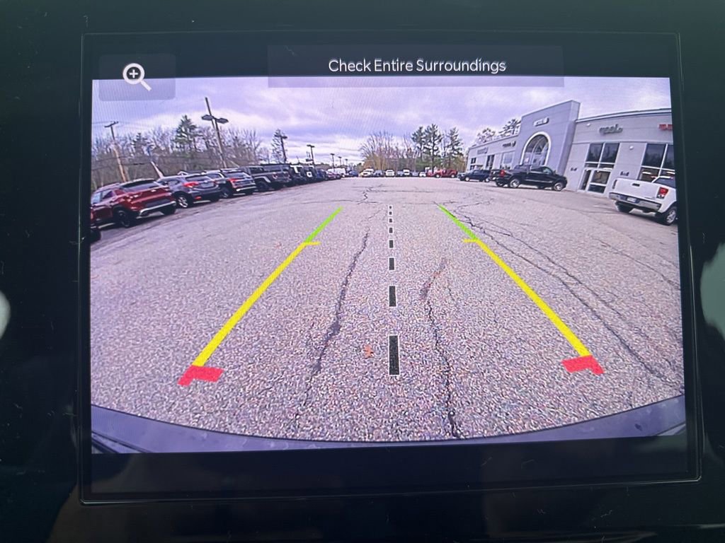 New 2025 Jeep Grand Cherokee Altitude image 20