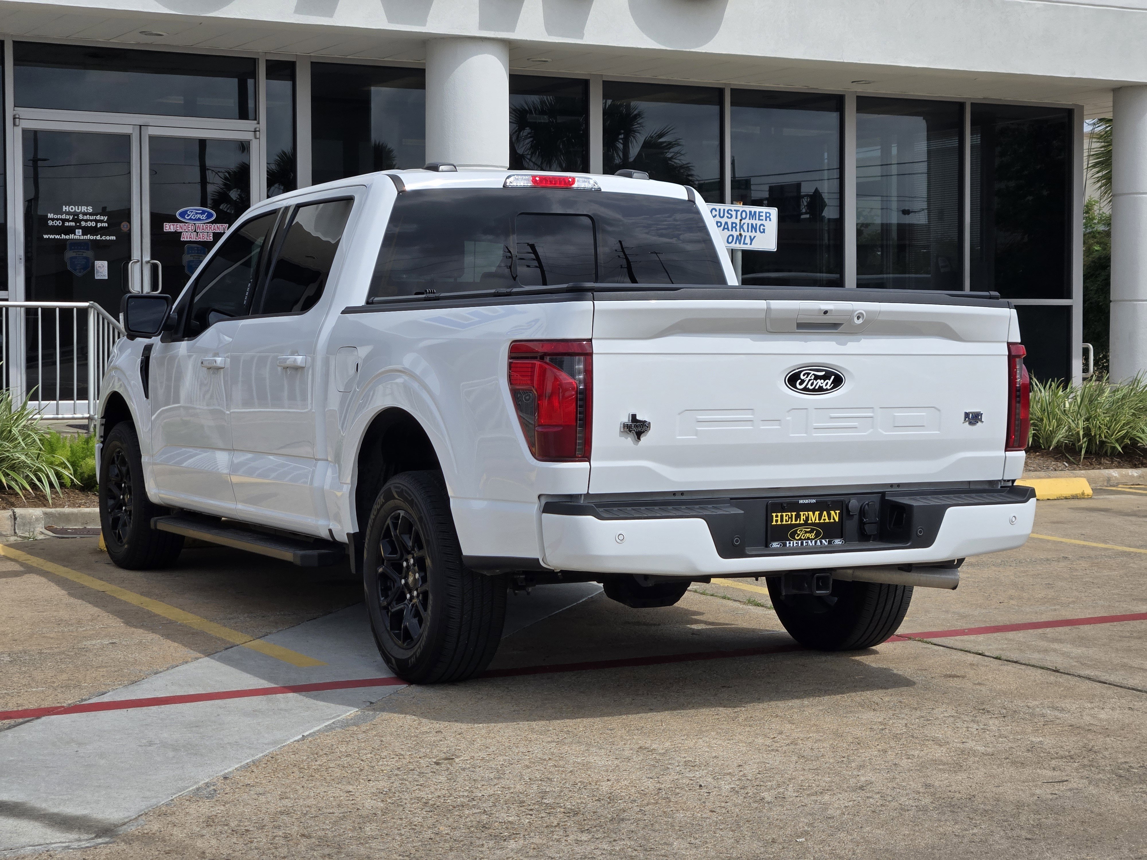 Used 2024 Ford F150 XLT w/ Equipment Group 302A MID RWD image 3
