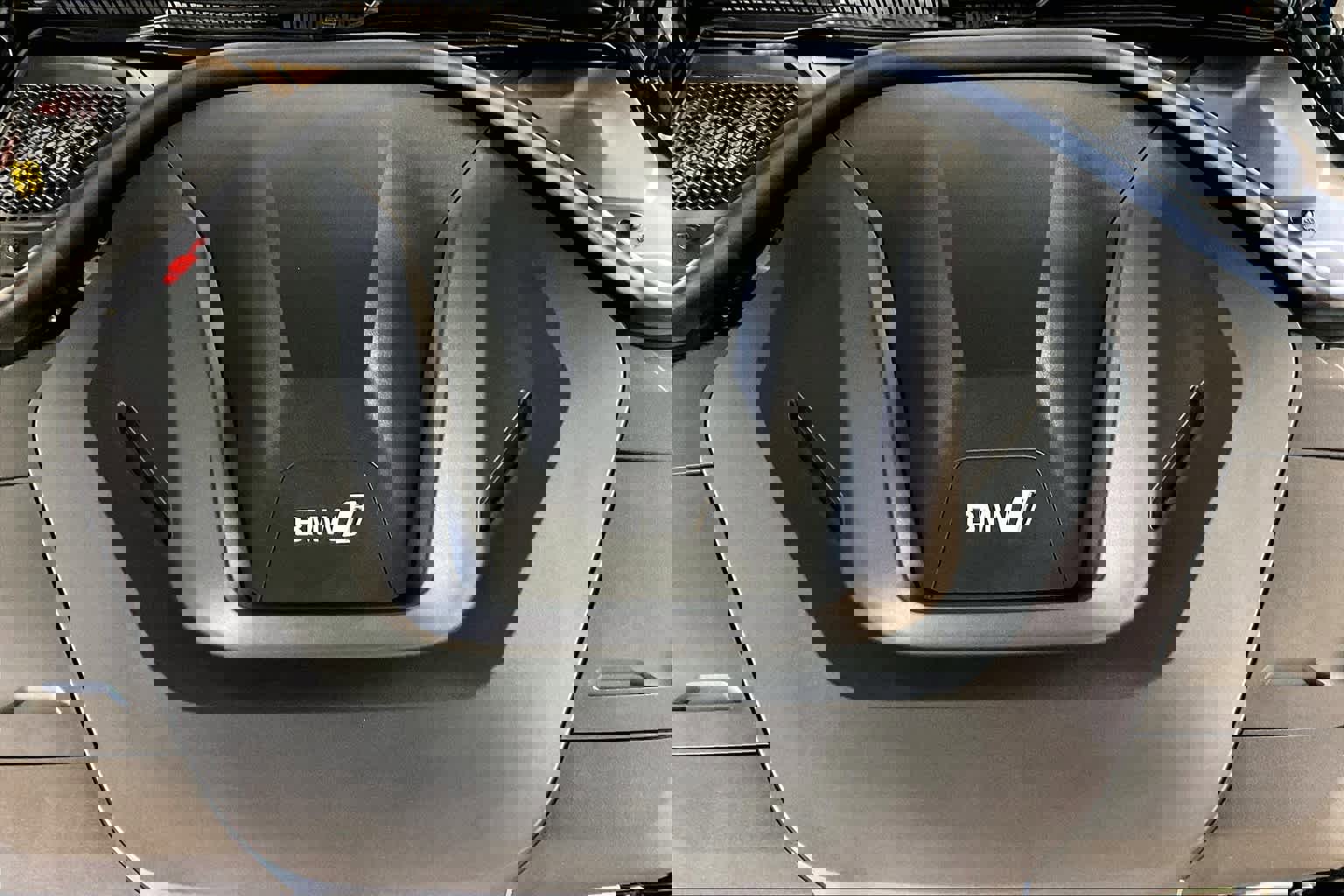 Used 2025 BMW i4 eDrive40 w/ Premium Package image 17