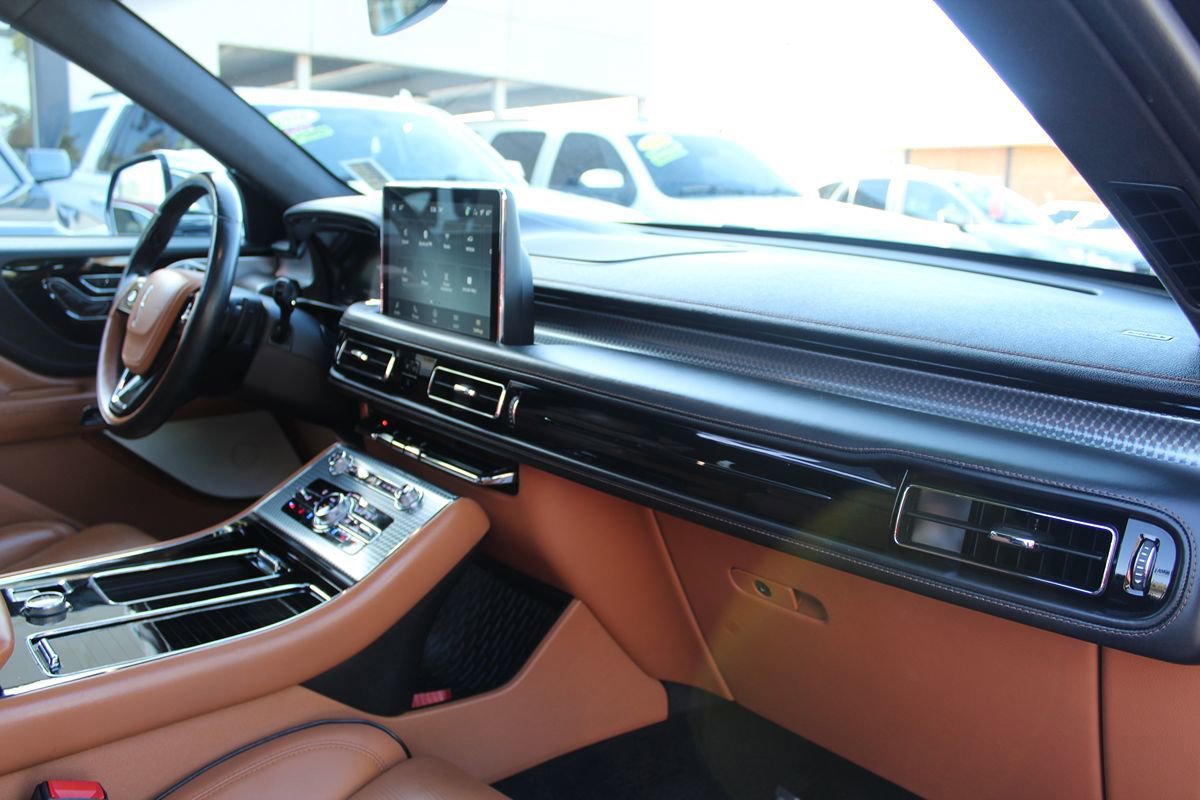 Used 2021 Lincoln Aviator Black Label AWD/4WD image 24