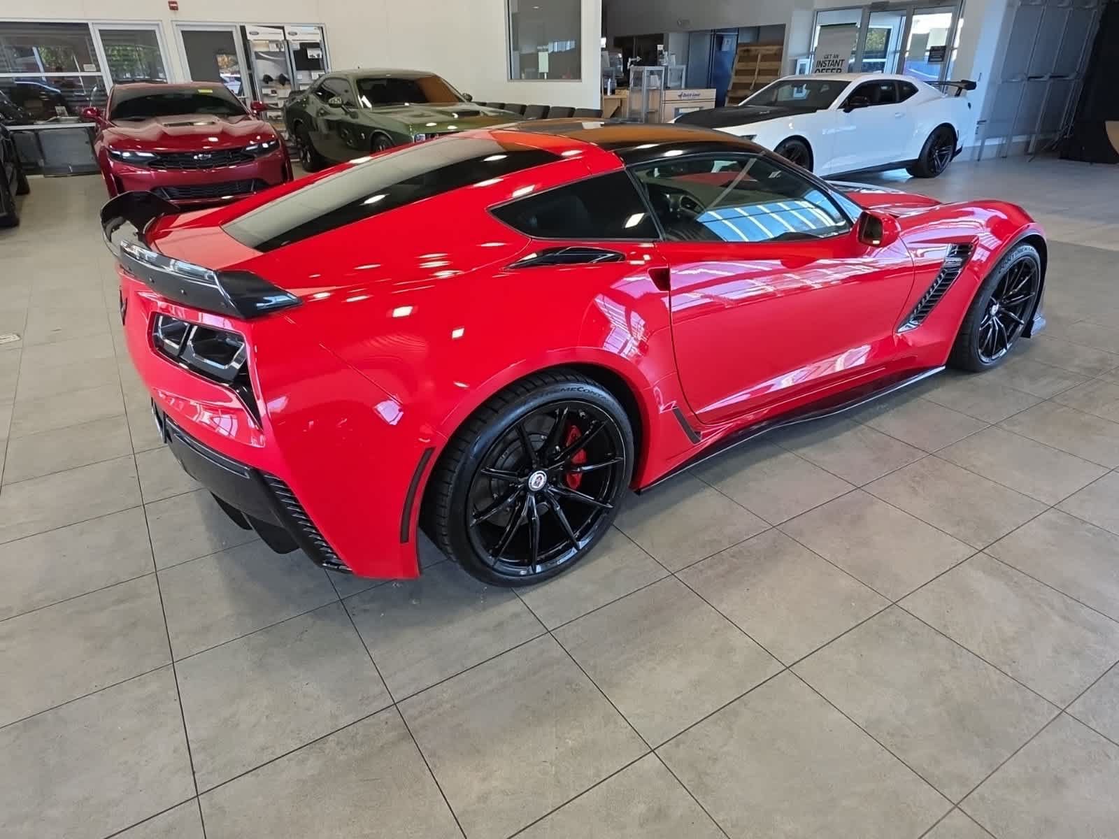 Used 2016 Chevrolet Corvette Z06 w/ 2LZ Preferred Equipment Group RWD image 6