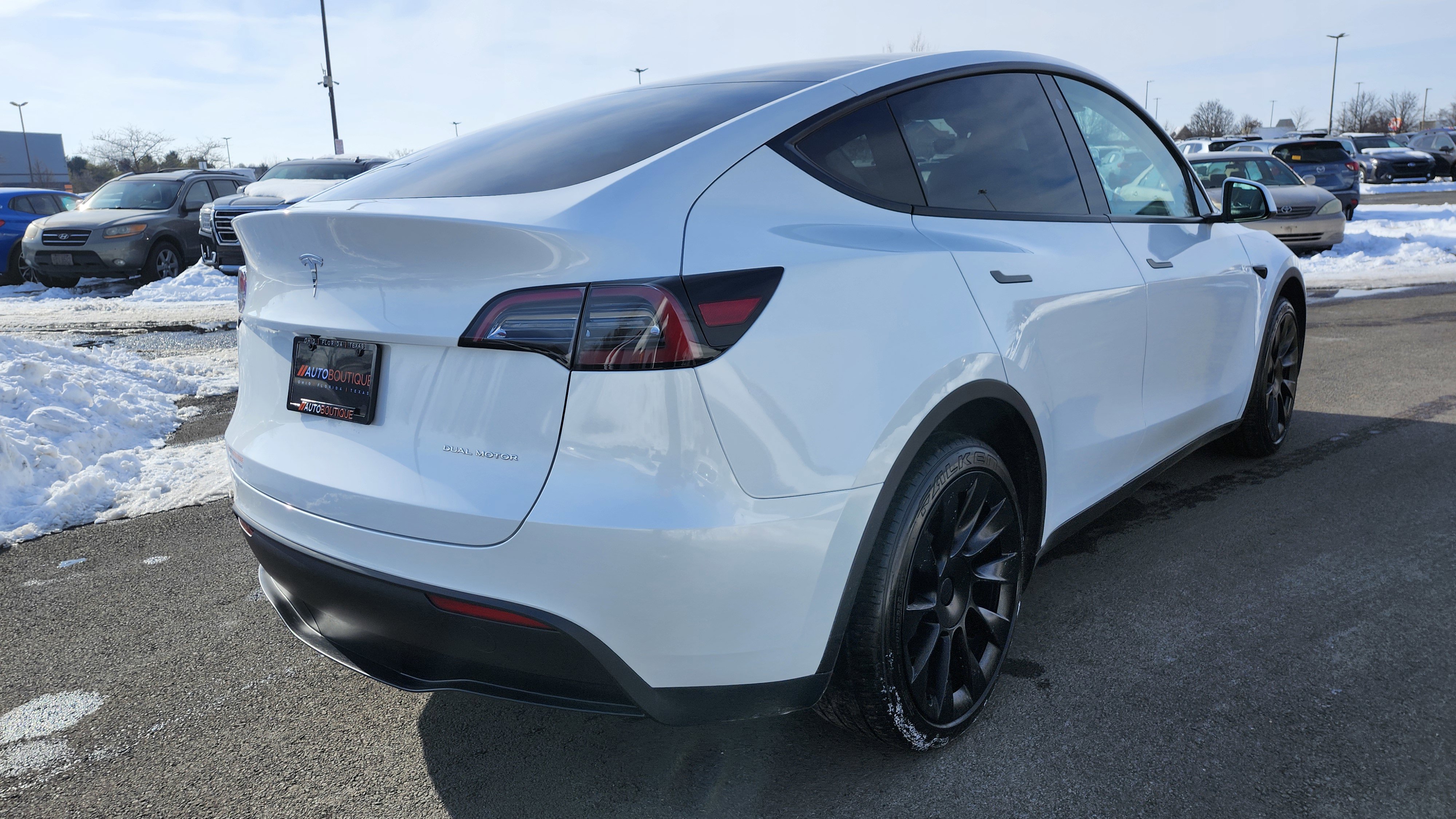 Used 2023 Tesla Model Y Long Range image 16