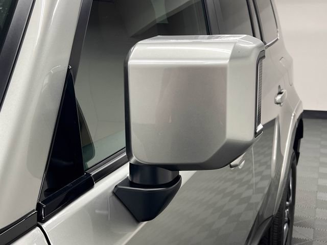 Certified 2025 Lexus GX 550 w/ Cold Area Package image 20