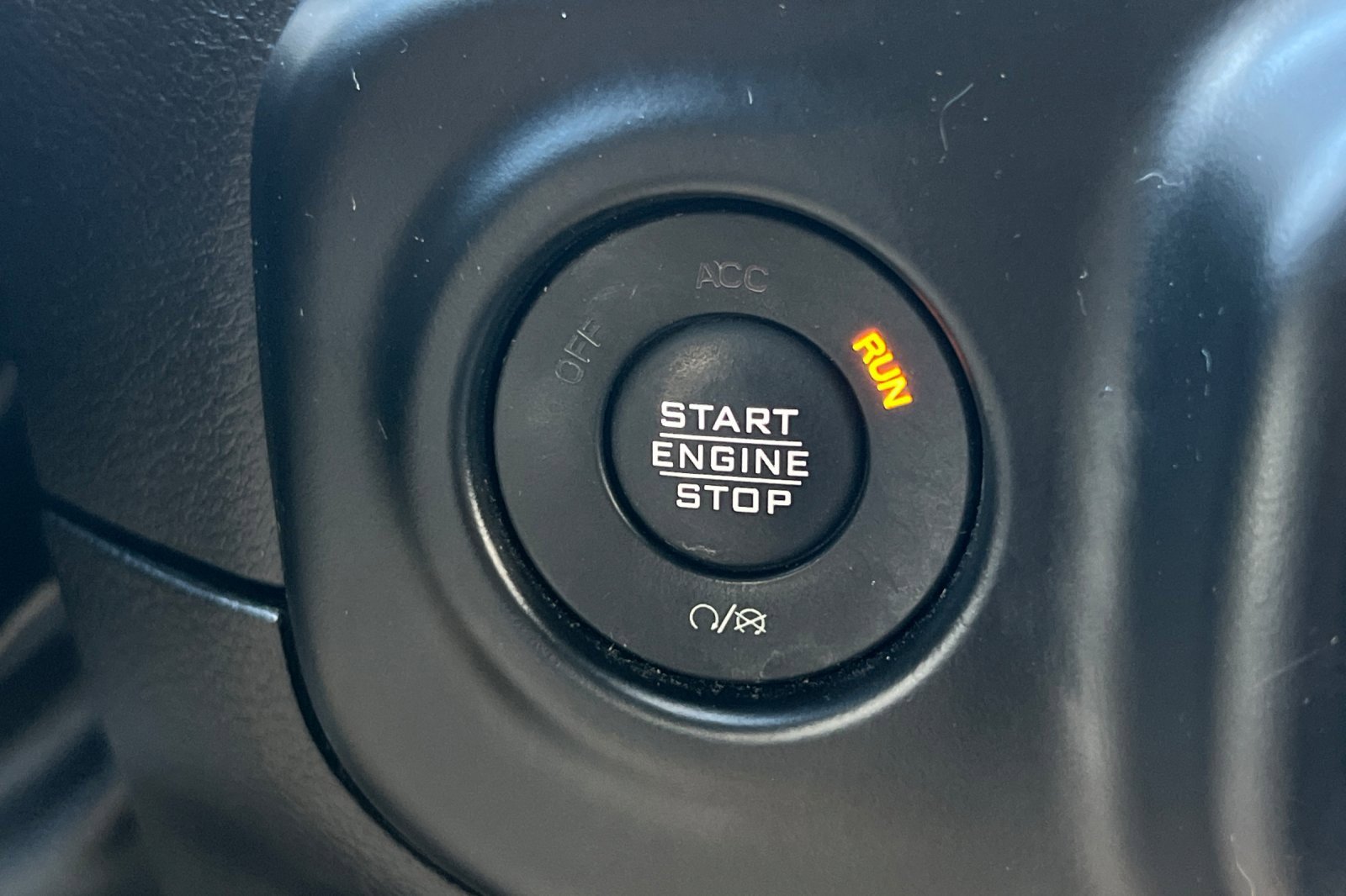 Used 2022 Jeep Wrangler Unlimited Sport w/ Sun And Sound Package image 23