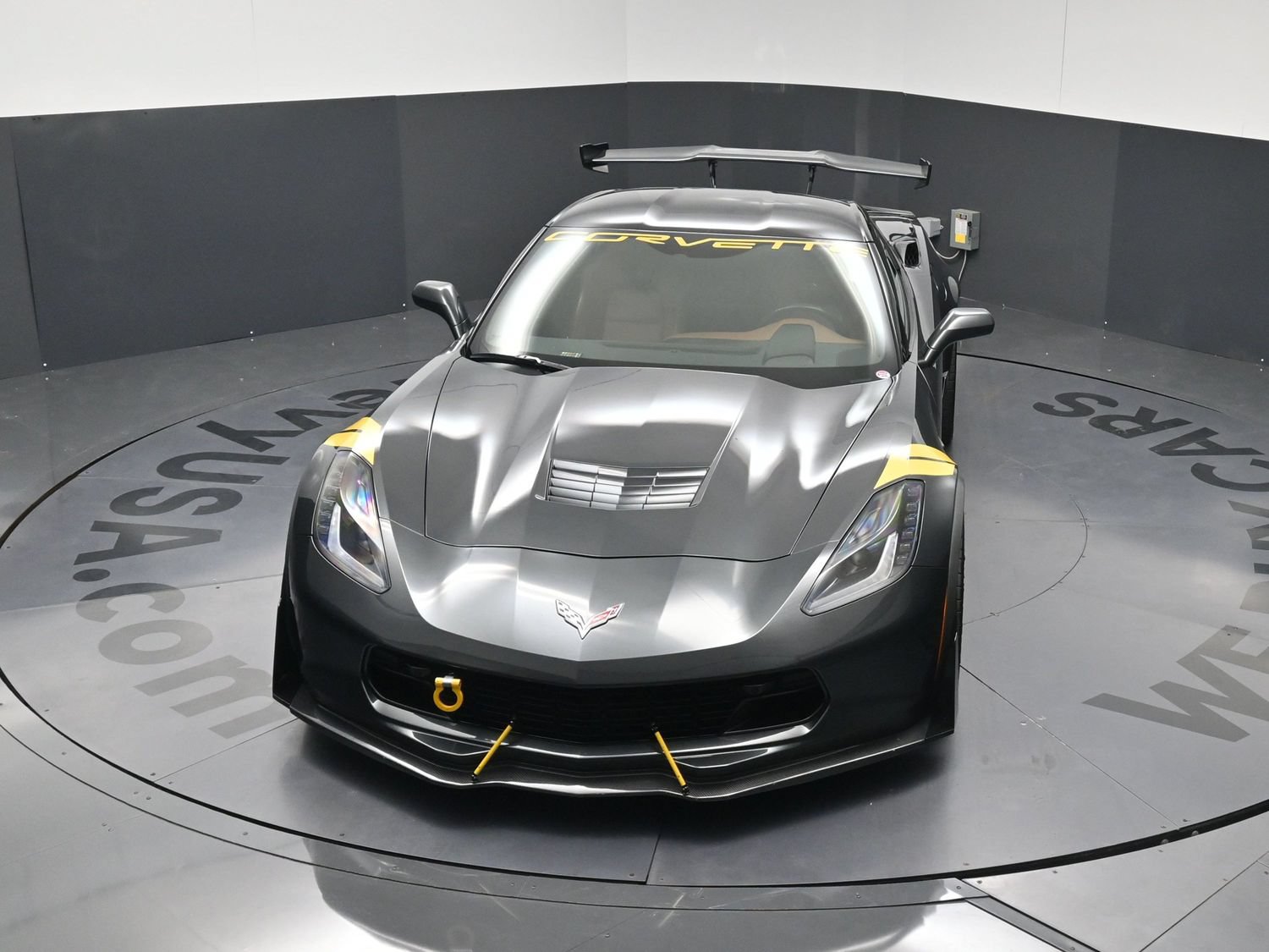 Used 2018 Chevrolet Corvette Grand Sport RWD image 33