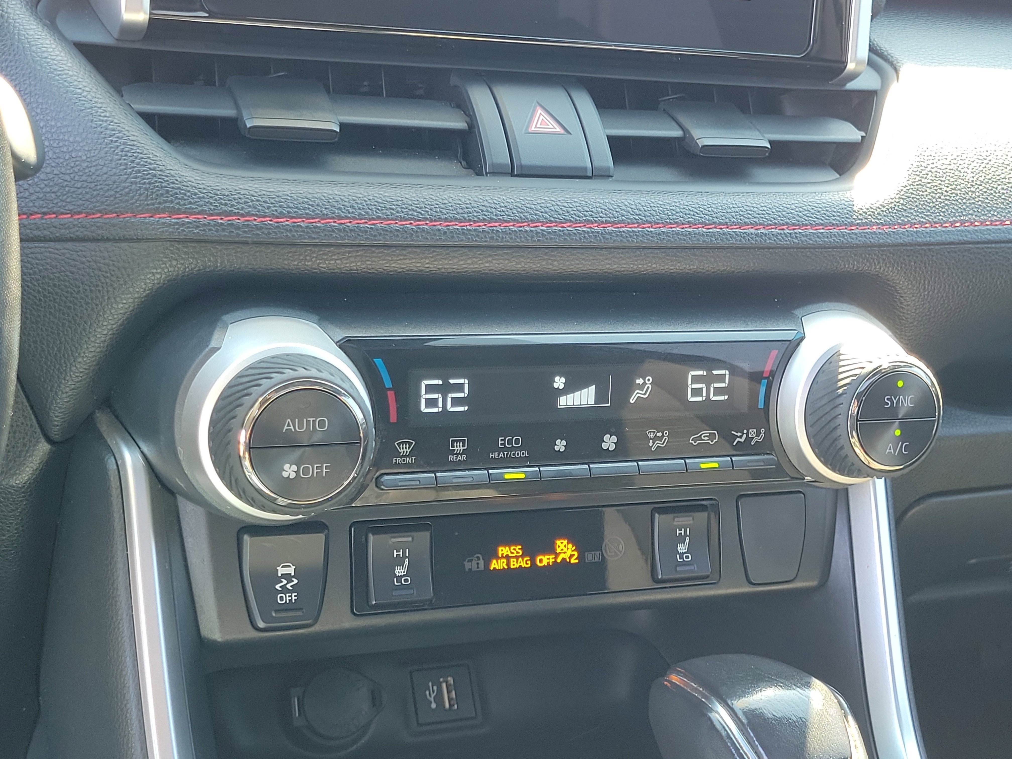 Used 2023 Toyota RAV4 SE w/ Weather & Moonroof Package AWD/4WD image 27