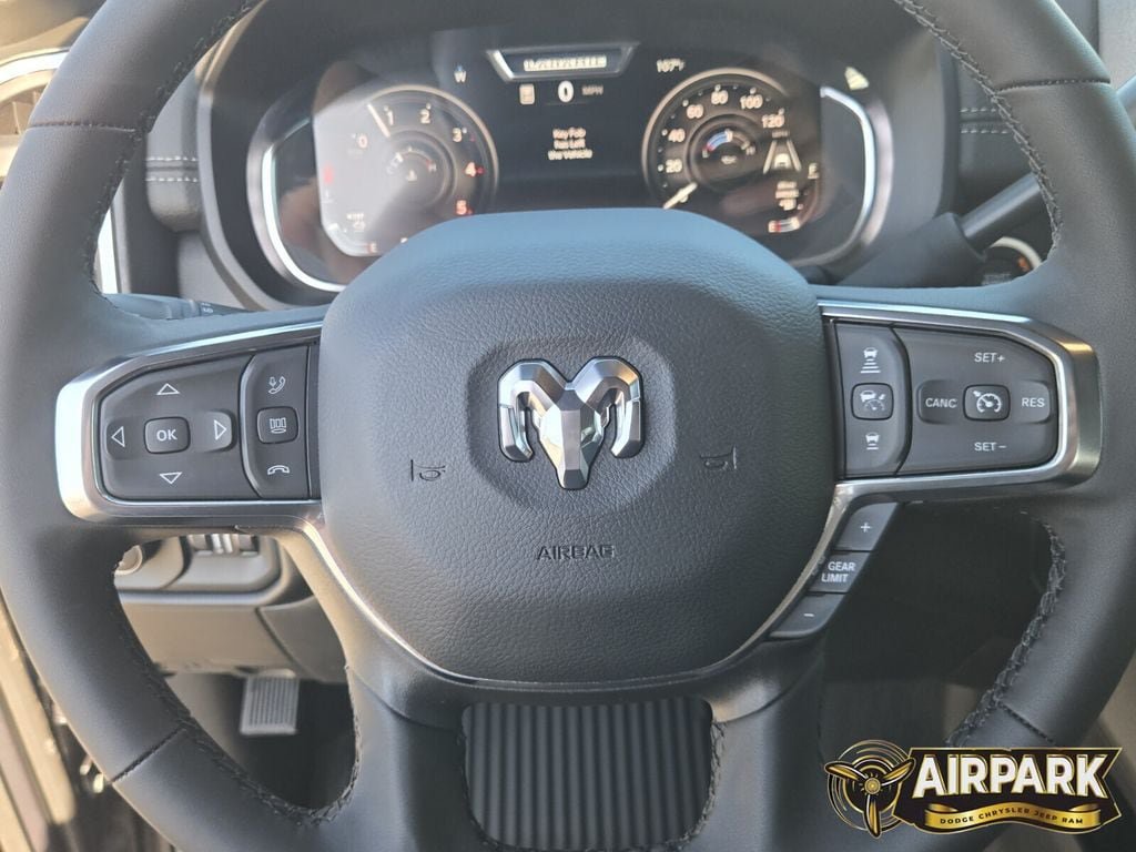 New 2026 RAM 2500 Laramie AWD/4WD image 27