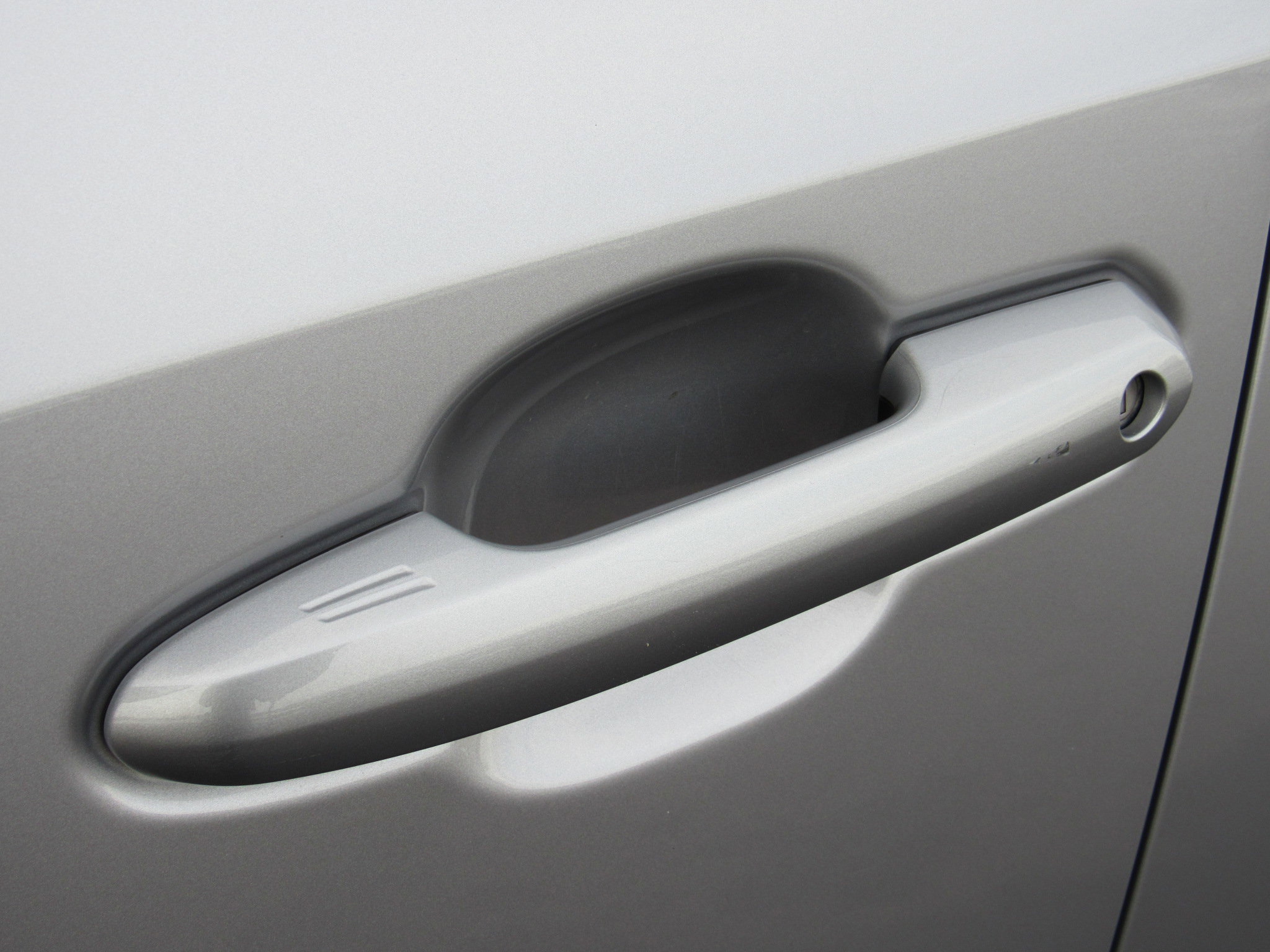 Used 2024 Toyota RAV4 SE image 11