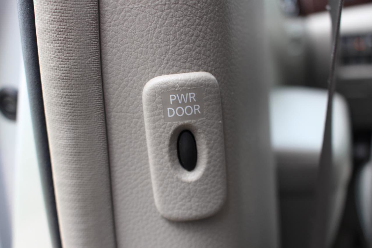 Used 2013 Nissan Quest LE w/ Protection Pkg FWD image 35