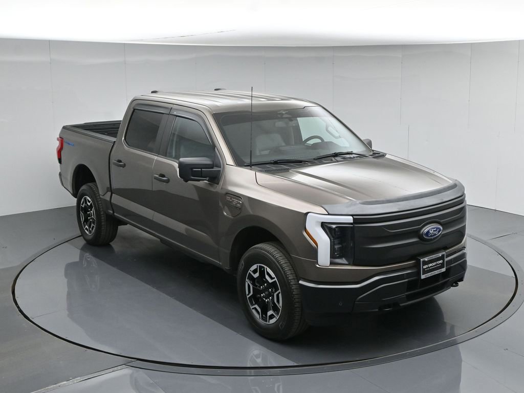 Used 2023 Ford F150 Lightning Pro w/ Tow Technology Package AWD/4WD image 40