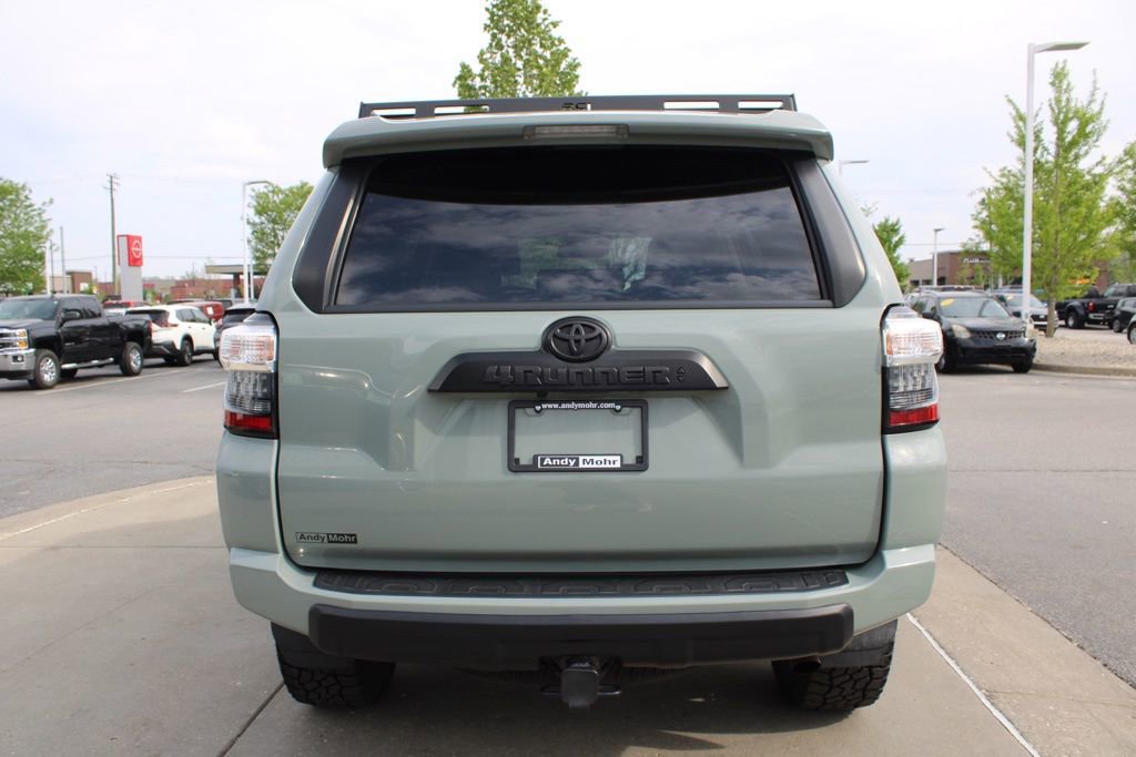 Used 2022 Toyota 4Runner TRD Off-Road Premium w/ Moonroof Package AWD/4WD image 8