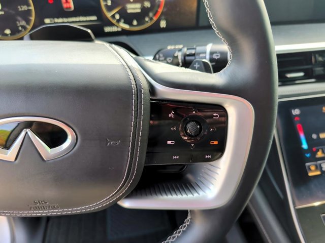 Certified 2025 INFINITI QX80 Sensory image 20