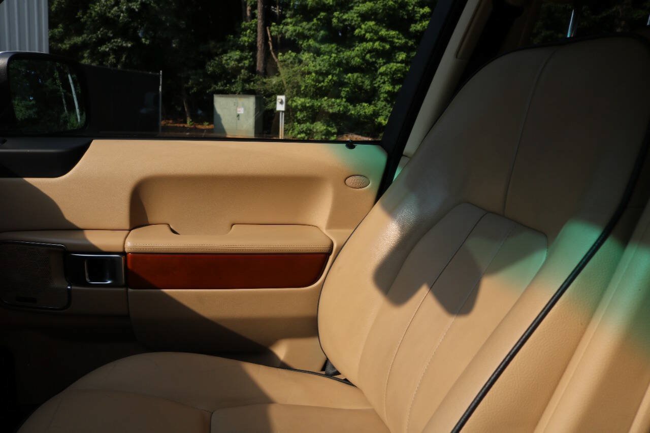 Used 2011 Land Rover Range Rover HSE AWD/4WD image 46