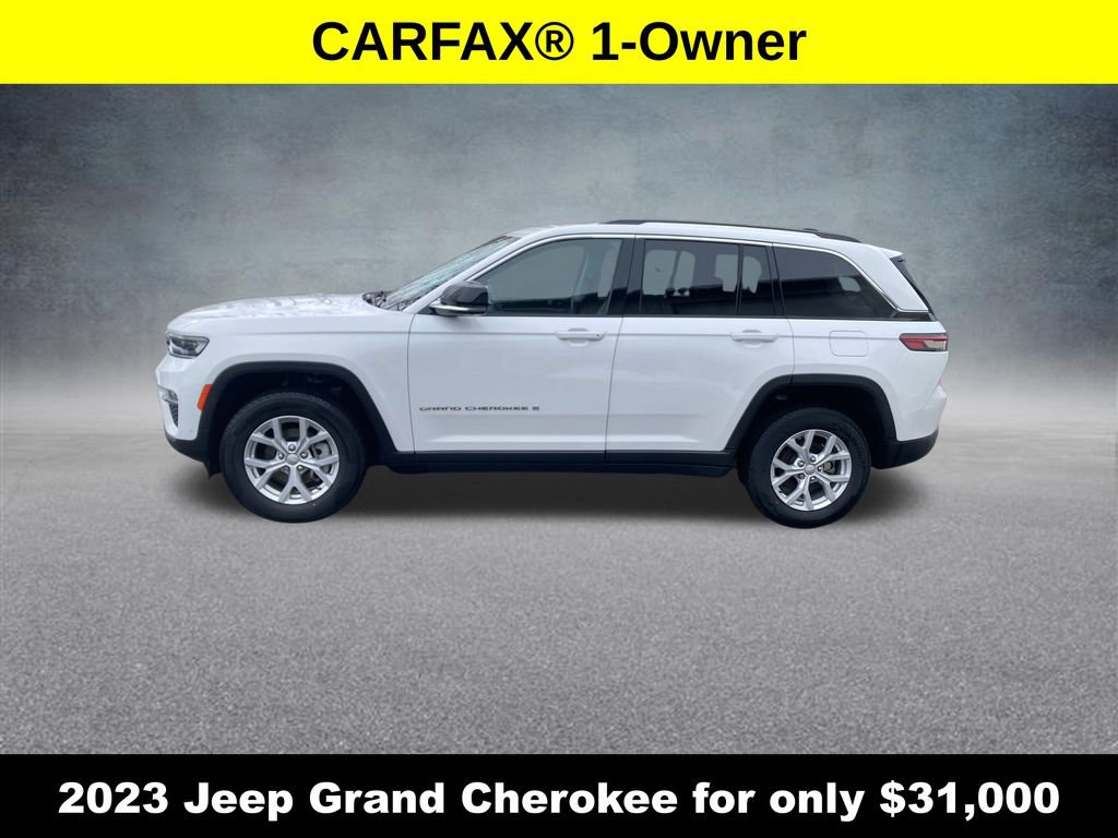 Used 2023 Jeep Grand Cherokee Limited w/ Luxury Tech Group II AWD/4WD image 2