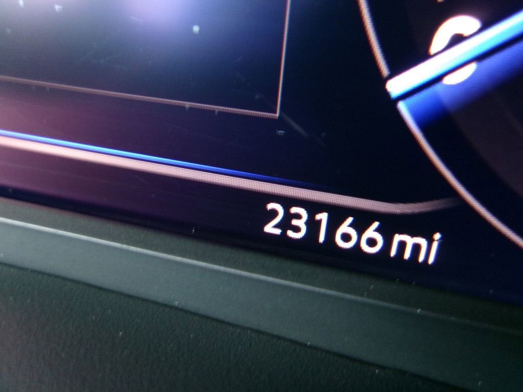 Used 2023 Volkswagen Atlas Cross Sport SE image 13