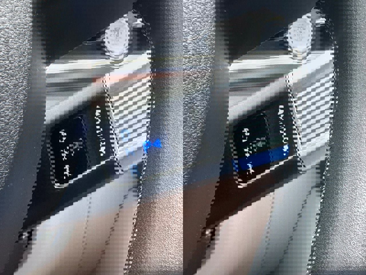 Used 2025 Hyundai Tucson Limited image 31