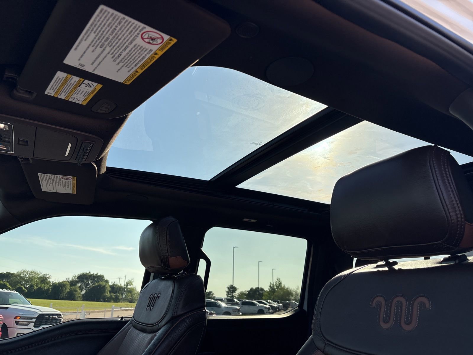 Used 2025 Ford F250 King Ranch AWD/4WD image 11