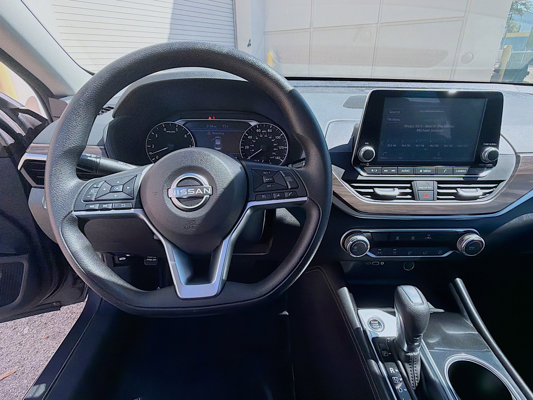 Used 2023 Nissan Altima 2.5 SV FWD image 8