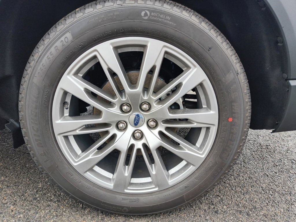 New 2026 Ford Explorer Active w/ Active Comfort Package image 24