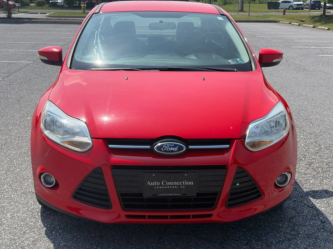 Used 2014 Ford Focus SE FWD image 3