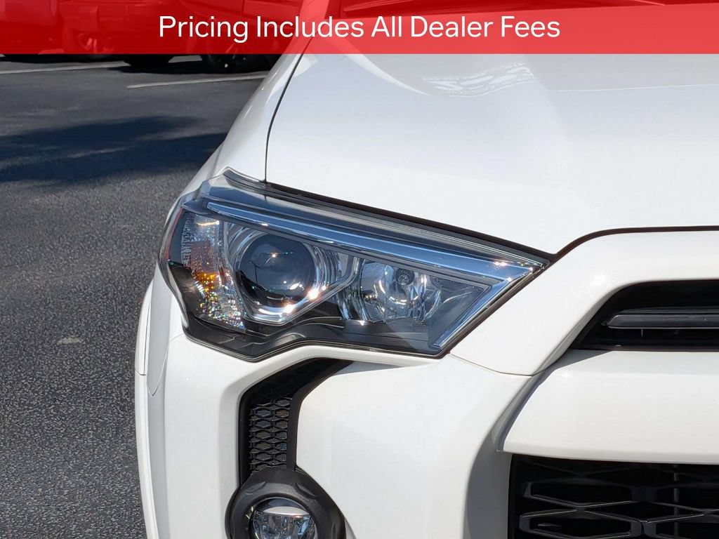 Certified 2023 Toyota 4Runner SR5 AWD/4WD image 11