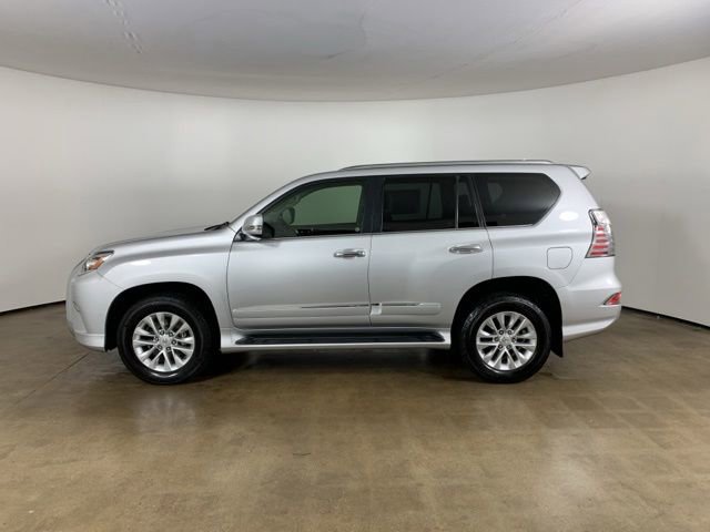 Used 2014 Lexus GX 460 w/ Premium Package AWD/4WD image 16
