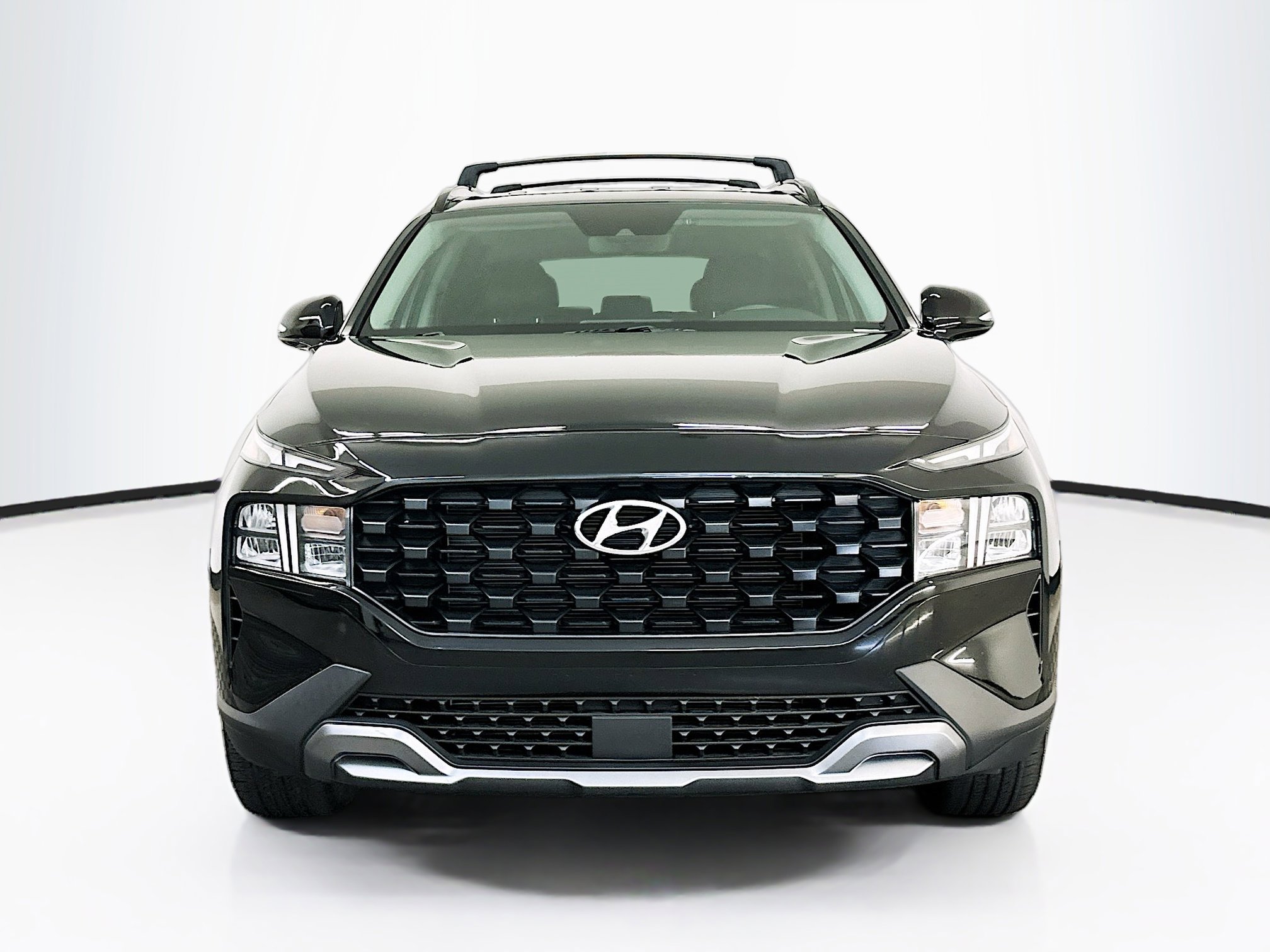 Used 2023 Hyundai Santa Fe XRT image 2