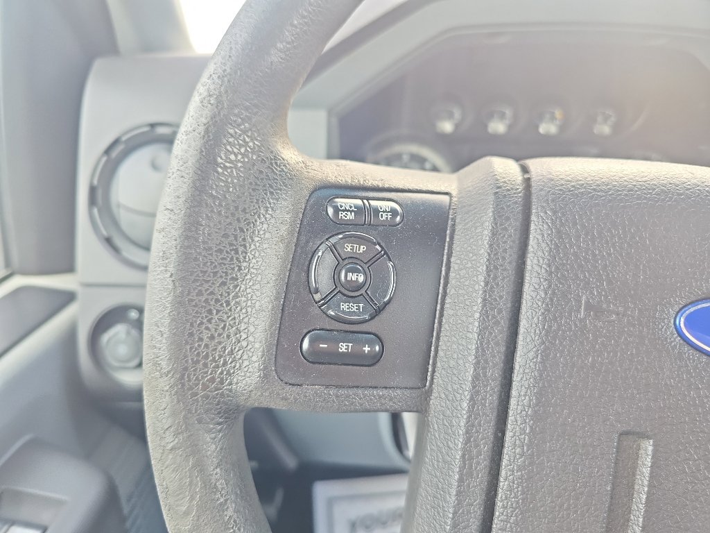 Used 2015 Ford F550 2WD Regular Cab Super Duty image 25