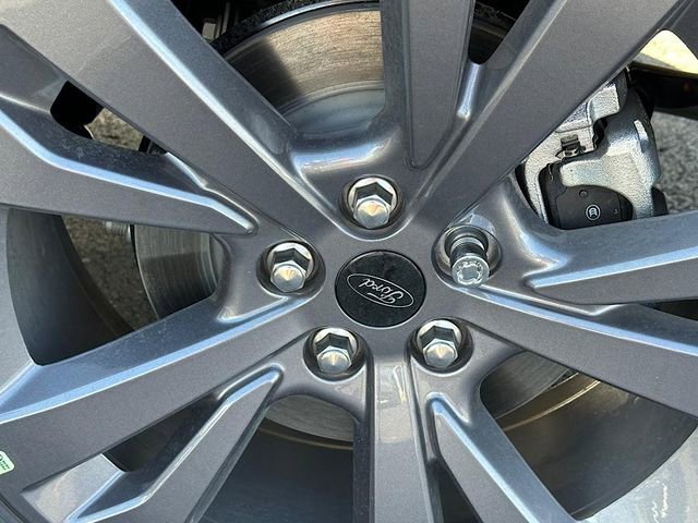 New 2025 Ford Explorer Active w/ Active Comfort Package image 26