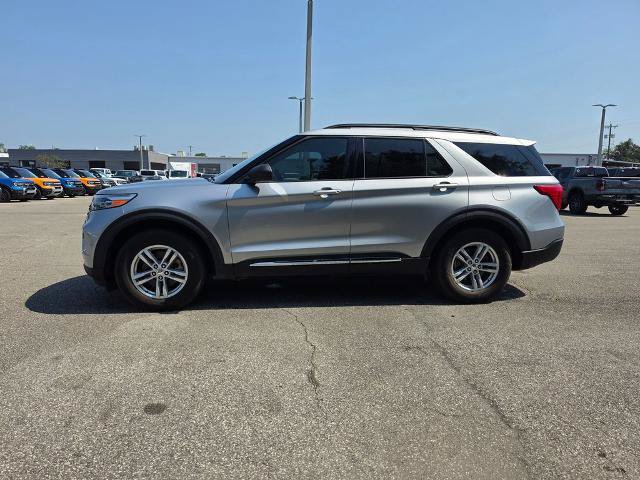 Certified 2023 Ford Explorer XLT RWD image 10