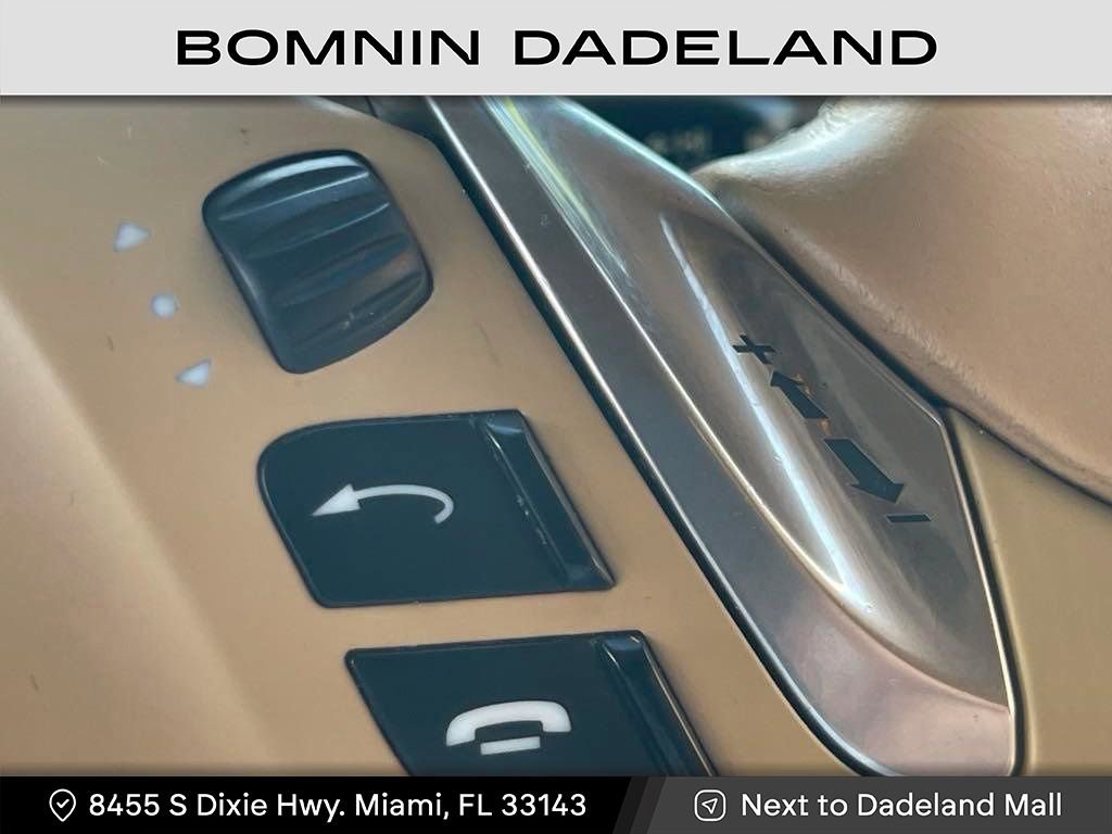 Used 2014 Porsche Cayenne Platinum Edition image 20