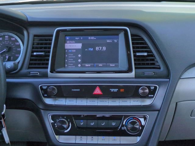 Used 2019 Hyundai Sonata SE w/ Winter Weather Package image 19